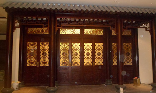常平镇传统仿古门窗浮雕技术制作方法